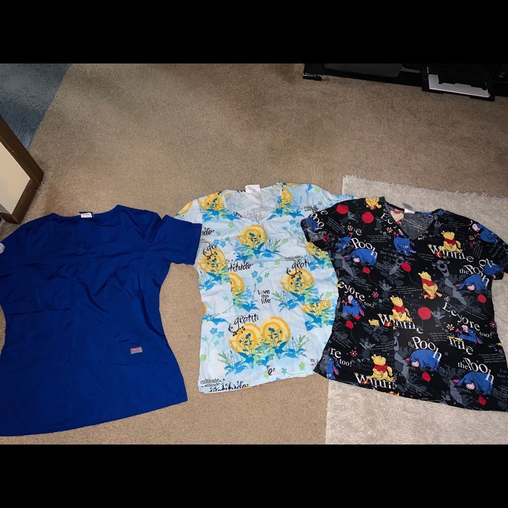 2/20$🌟 Scrub tops